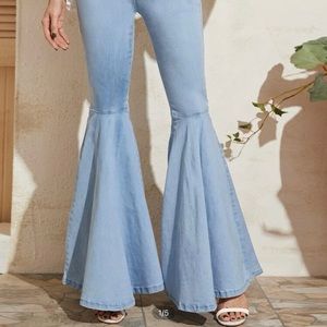 SHEIN Flare/Wide Leg Jeans BRAND NEW Size Large
